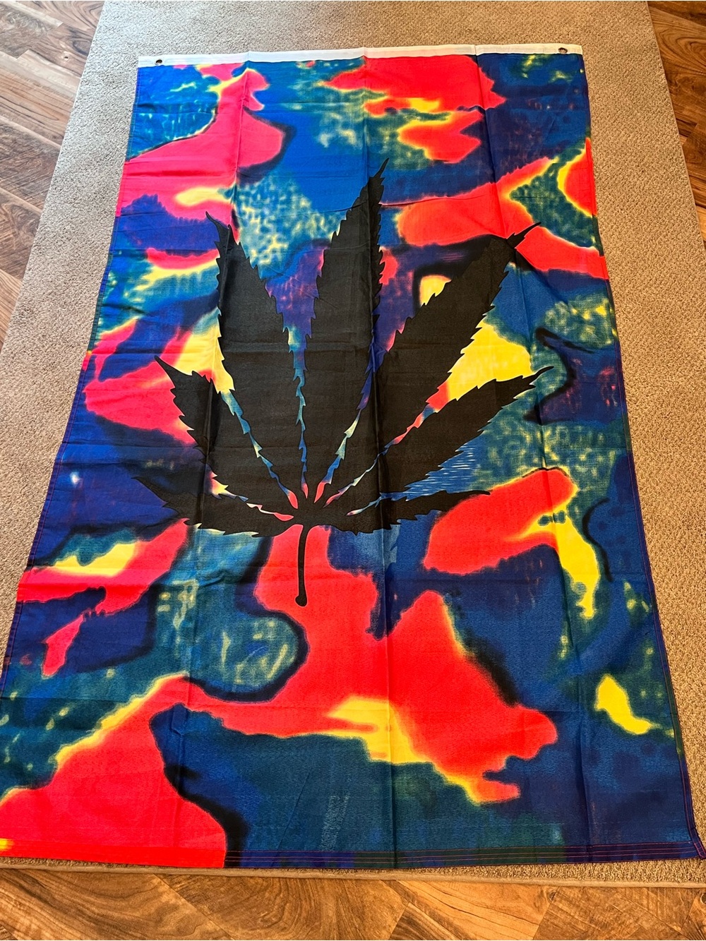 Source Unknown Colorful Leaf Tie-Dye Tapestry with Blue Red Yellow Accents